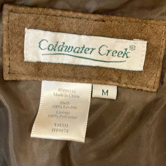Coldwater Creek Brown suede Leather Jacket with Classic fitted design and snaps - Picture 2 of 16